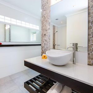 Premium Family Room